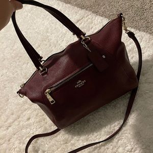 Beautiful coach bag maroon color